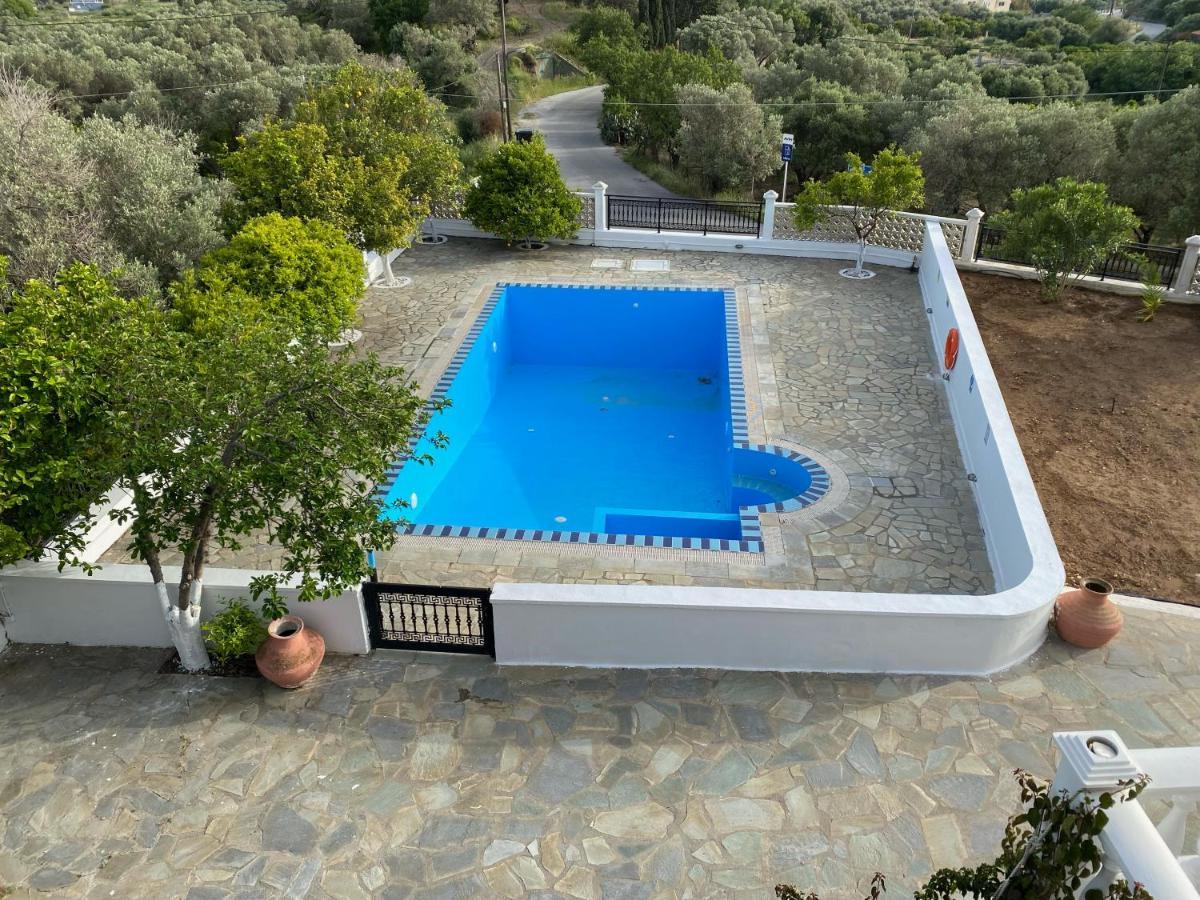Villa Karras 피타고레이오 외부 사진