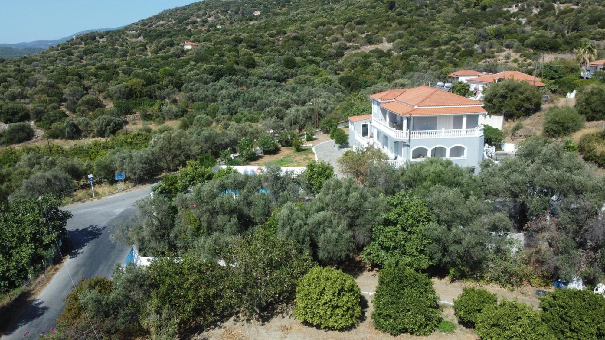 Villa Karras 피타고레이오 외부 사진
