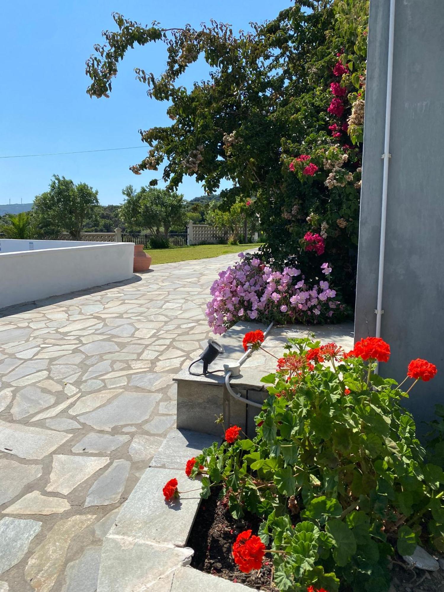 Villa Karras 피타고레이오 외부 사진