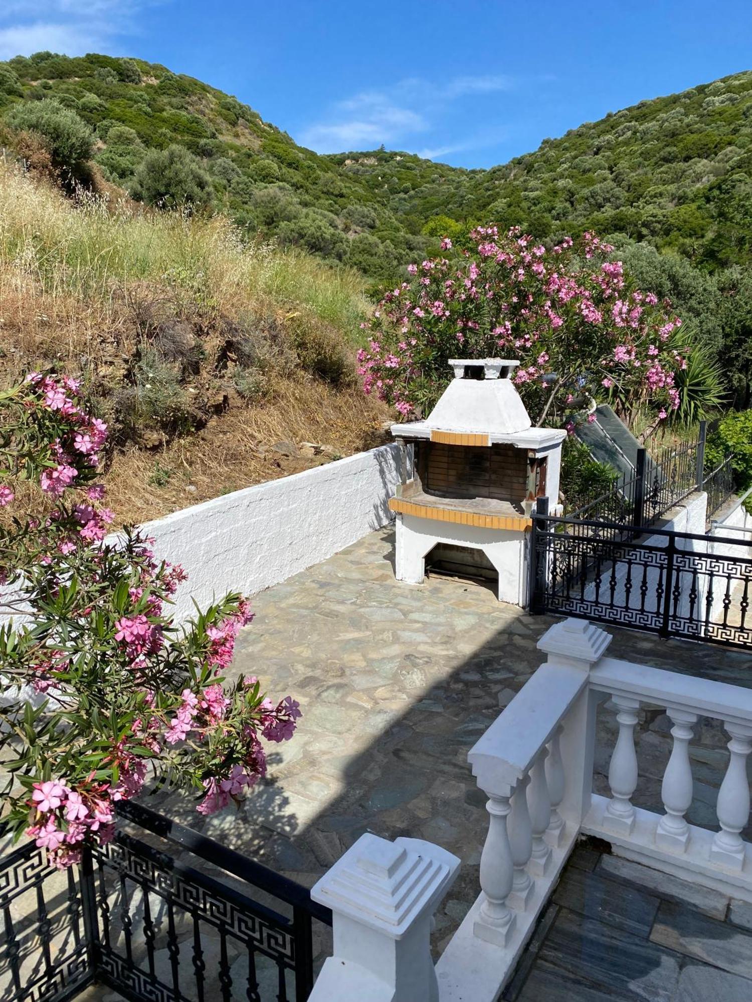 Villa Karras 피타고레이오 외부 사진